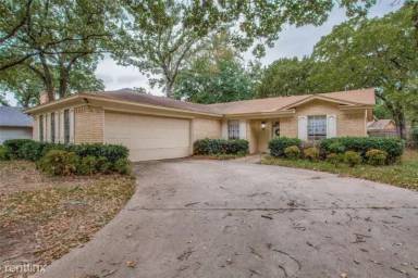 Main picture of 3409 Pin Oak Ln