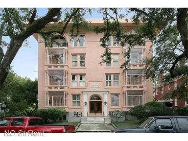 Main picture of 4900 Saint Charles Ave