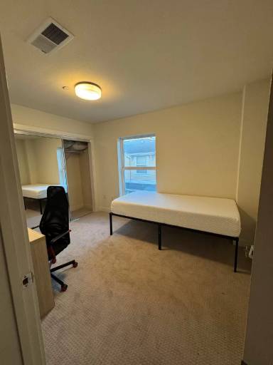 Main picture of 179 Cahill Park Dr