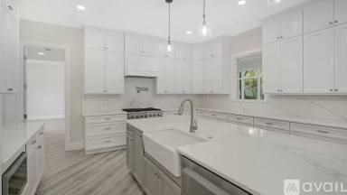 Main picture of 6706 Oakmont Way
