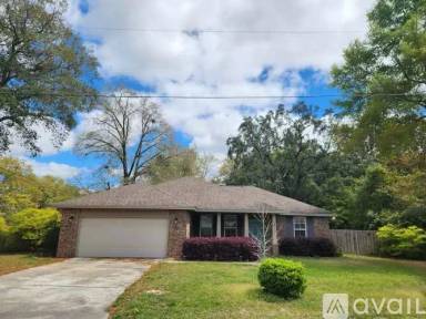 Main picture of 102 Quince Ave