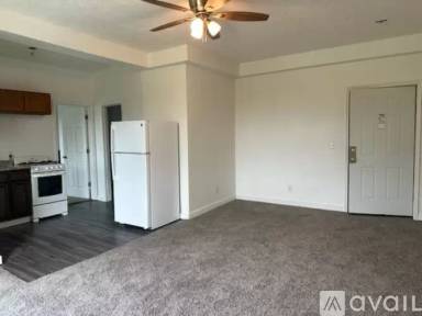 Main picture of 1601 Grandview Blvd