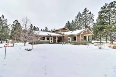 Main picture of 335 Freckles Rd