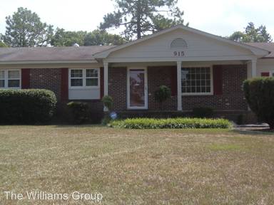 Main picture of 915 Kaywood Dr