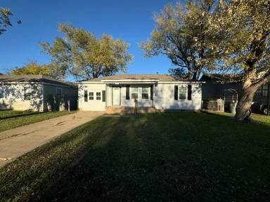 Main picture of 2821 NW 24th St