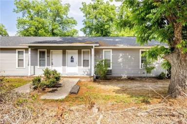 Main picture of 1059 Strickland Bridge Rd