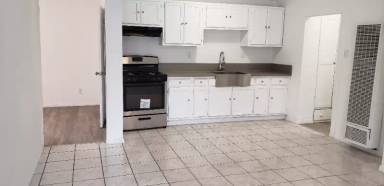 Main picture of 4245 Wall St