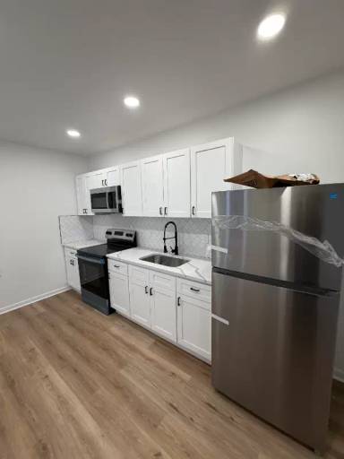 Main picture of 2631 N Napa St