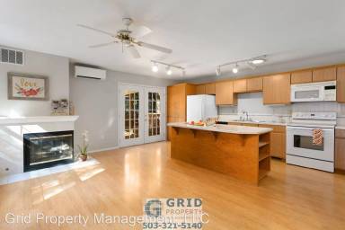 Main picture of 4444 SE Powell Valley Rd