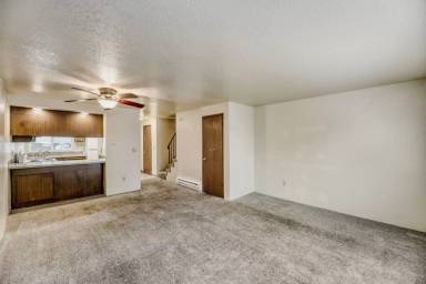 Main picture of 6931 Rainier Dr