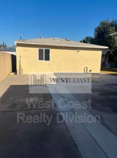 Main picture of 8261 4th St