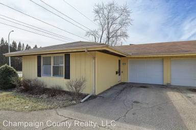 Main picture of 1117 E Willard St