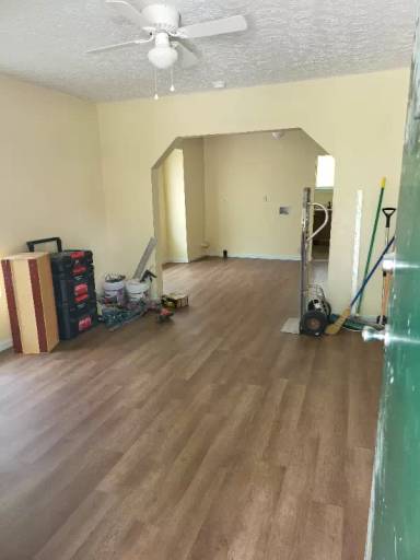 Main picture of 318 Glass St