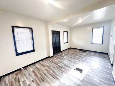 Main picture of 15 Winterroth St