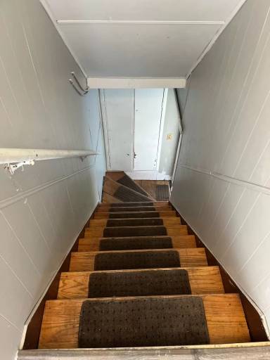 Main picture of 11 Pembina St