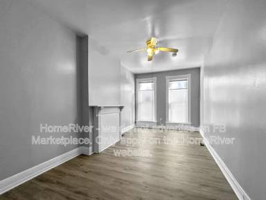 Main picture of 702 Dolphin St