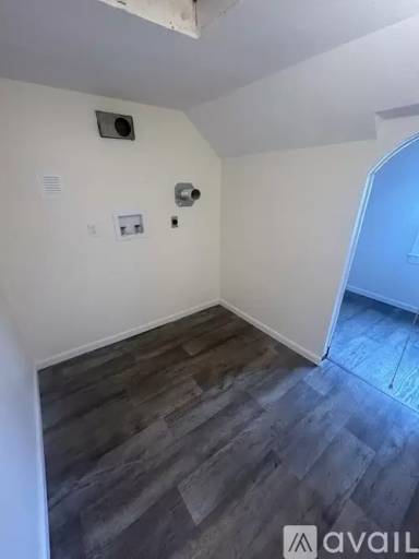 Main picture of 320 7th St