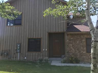 Main picture of 145 E Magnolia St
