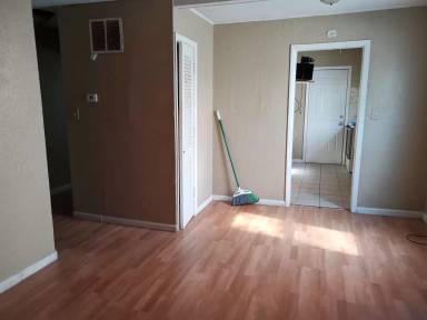 Main picture of 1000 Brush Creek Blvd