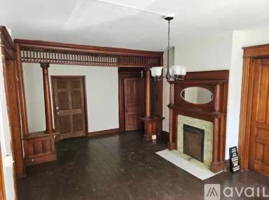 Main picture of 115 S 9th St
