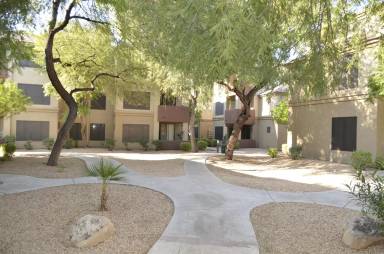 Main picture of Hawthorne Apartments