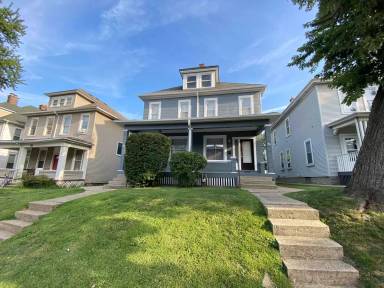 Main picture of 50 W Maynard Ave