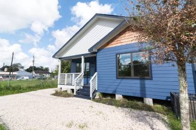 Main picture of 609 Boundary St