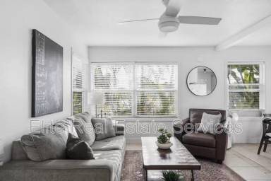 Main picture of 2606 Juan St