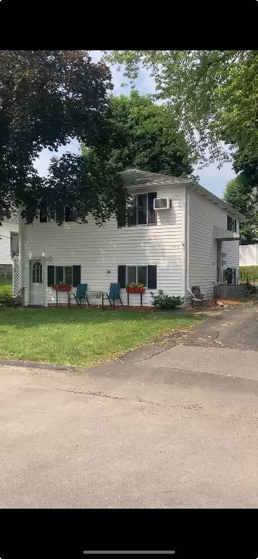 Main picture of 128 Sunnyside St