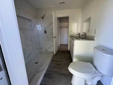 Main picture of 4124 SE 9th Ct