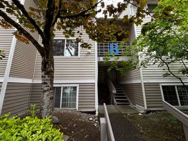 Main picture of Camlyn Condominiums