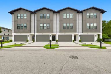 Main picture of 4324 W Gray St