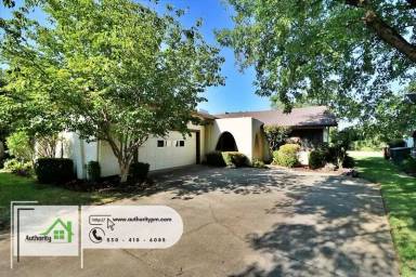 Main picture of 3926 Golf Dr