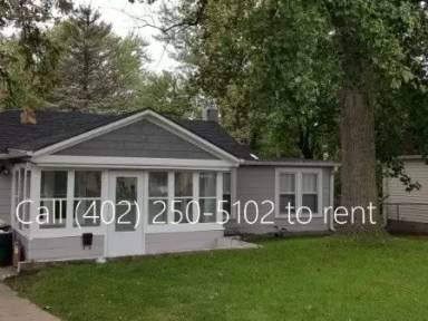 Main picture of 1820 N 49th Ave