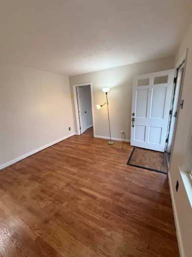 Main picture of 215 Derhake Rd