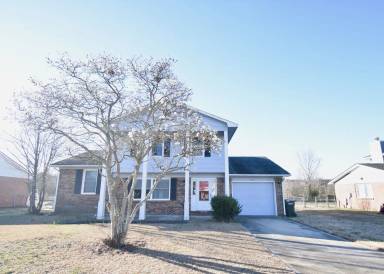 Main picture of 7817 Gallant Ridge Dr