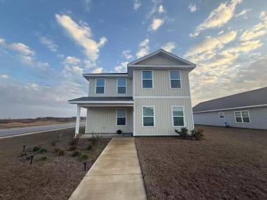 Main picture of 128 Bluebeech St