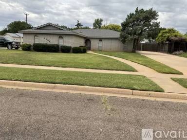 Main picture of 4708 Journey St
