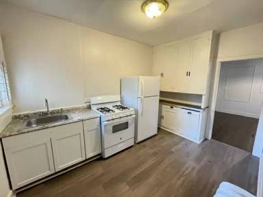Main picture of 39 W 14th Pl