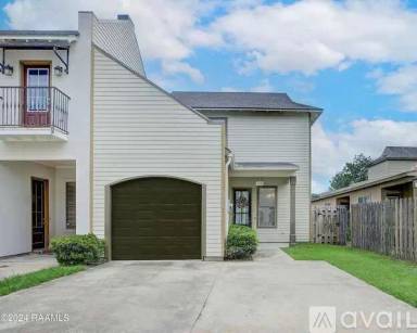 Main picture of 108 Bandera Dr