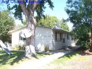 Main picture of 2706 W Madison Ave