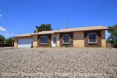Main picture of 1665 Pegasus Ave SE