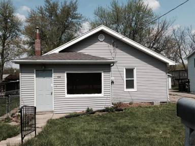 Main picture of 104 Hart Ave