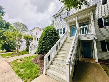 Main picture of 127 Scott Ln