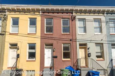 Main picture of 1020 Booth St
