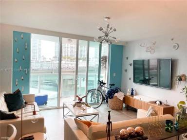 Main picture of Brickell on the River