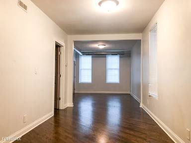 Main picture of 868 N Marshfield Ave