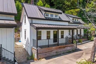 Main picture of 9550 Old County Rd