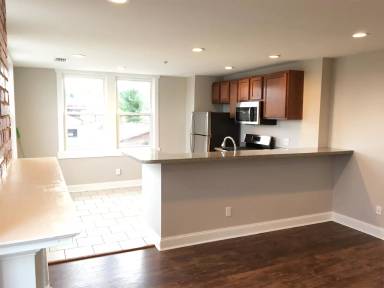 Main picture of 932 9th Ave