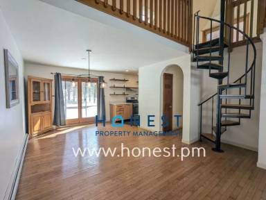 Main picture of 5 Manchester Ln